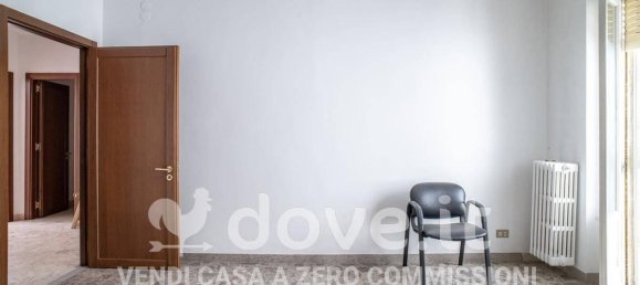 3 rooms Apartment in Taranto, Italy No. 43524 15