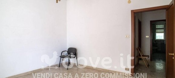 3 rooms Apartment in Taranto, Italy No. 43524 24