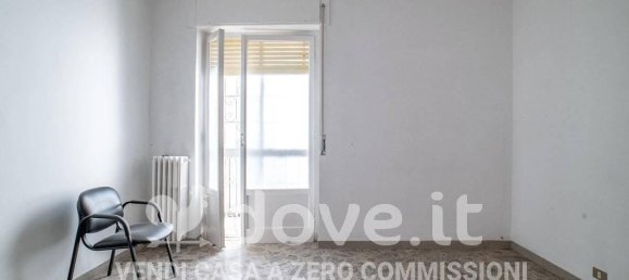 3 rooms Apartment in Taranto, Italy No. 43524 17
