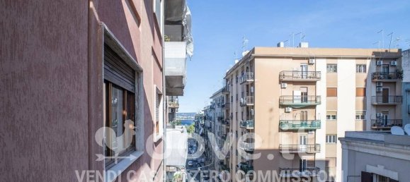 3 rooms Apartment in Taranto, Italy No. 43524 43