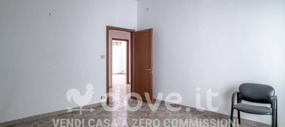 3 rooms Apartment in Taranto, Italy No. 43524 16