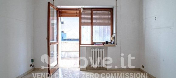 3 rooms Apartment in Taranto, Italy No. 43524 26