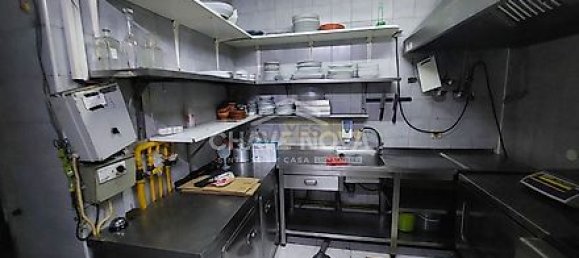 Gewerbliche Immobilie in Matosinhos, Portugal 125m², Nr. 38577 2