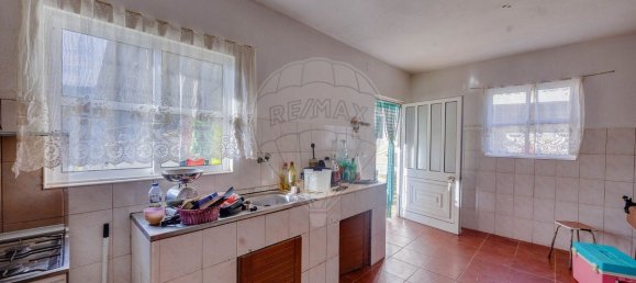 3 bedrooms House in Espadanedo, Portugal No. 155768 9