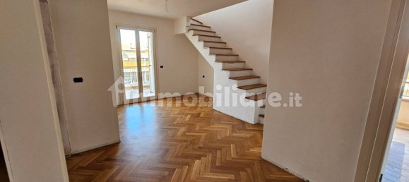 4 Schlafzimmer Wohnung in Grosseto, Italy, Nr. 203707 24