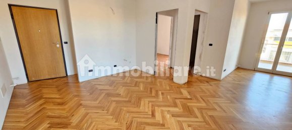 4 Schlafzimmer Wohnung in Grosseto, Italy, Nr. 203707 25
