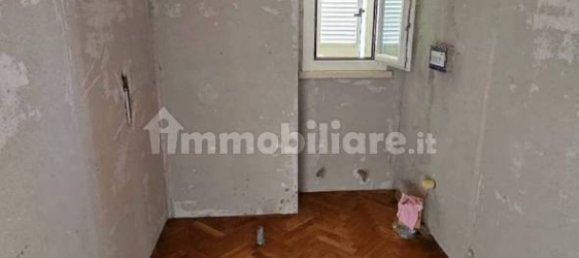 4 Schlafzimmer Wohnung in Grosseto, Italy, Nr. 203707 15
