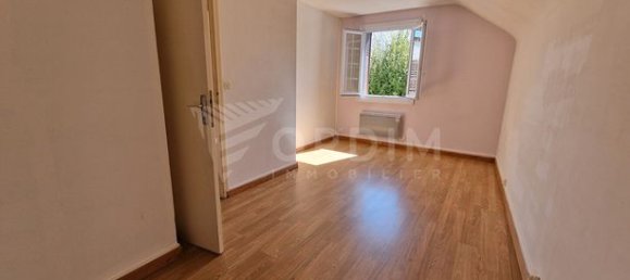 4 bedrooms House in Bazarnes, France No. 359712 8