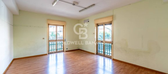 5 rooms Office in Aci Sant'Antonio, Italy No. 259623 10