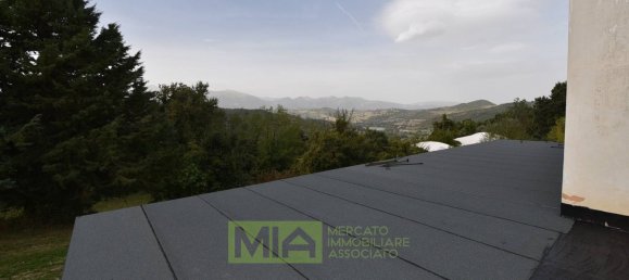 Дом с 9 комнатами в Змерилло, Италия № 68924 15