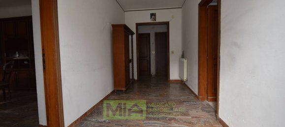 Дом с 9 комнатами в Змерилло, Италия № 68924 14