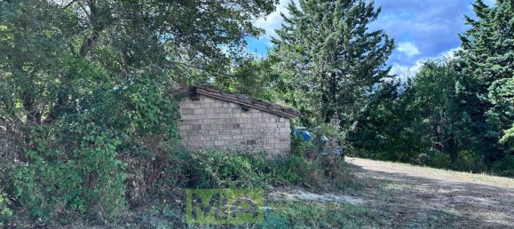 Дом с 9 комнатами в Змерилло, Италия № 68924 29