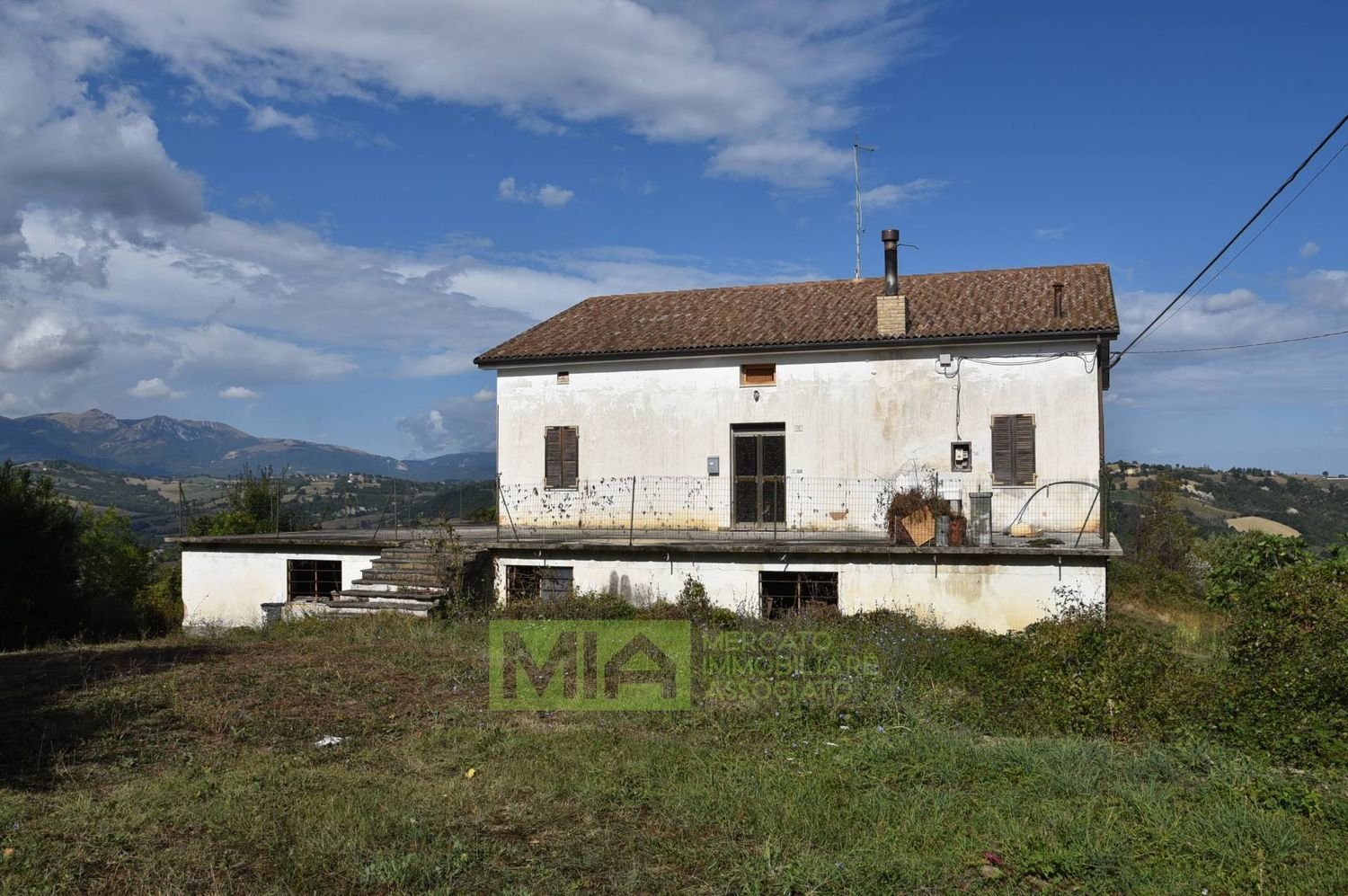 Дом с 9 комнатами в Змерилло, Италия № 68924