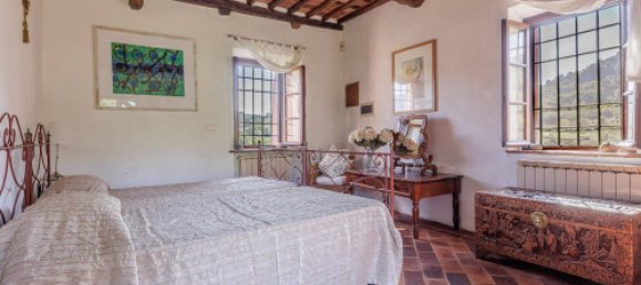 4 bedrooms House in Lucca, Italy No. 57228 19