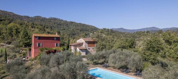 4 bedrooms House in Lucca, Italy No. 57228 5