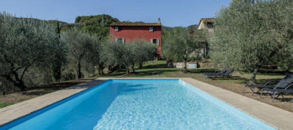 4 bedrooms House in Lucca, Italy No. 57228 16