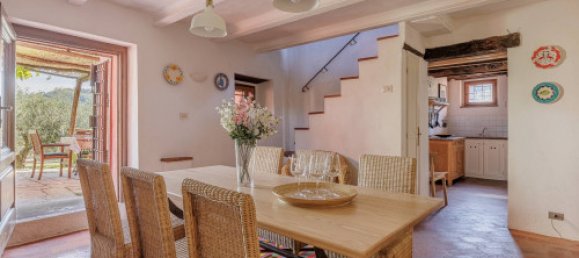 4 bedrooms House in Lucca, Italy No. 57228 12