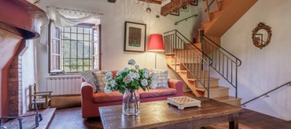 4 bedrooms House in Lucca, Italy No. 57228 24