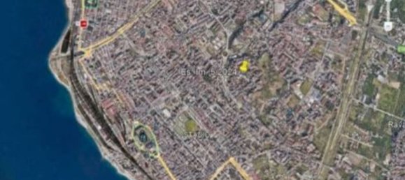 Apartamento de 6 habitaciónes en Reggio Calabria, Italy No. 36573 3