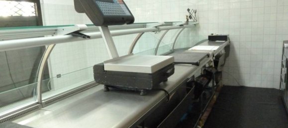 2 rooms Commercial property in Termoli, Italy No. 31204 6