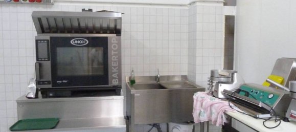 2 rooms Commercial property in Termoli, Italy No. 31204 13