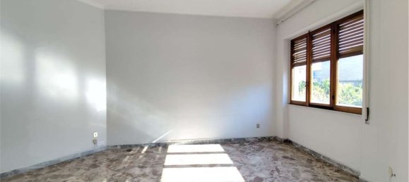 5 rooms Apartment in Santa Maria Capua Vetere, Italy No. 26944 18