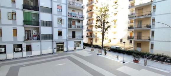 5 rooms Apartment in Santa Maria Capua Vetere, Italy No. 26944 4