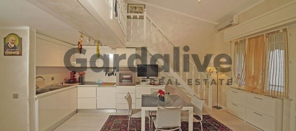 Квартира с 3 комнатами в Манерба дель Гарда, Италия № 191934 2