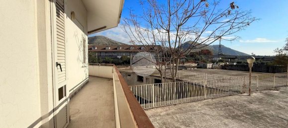 8-salle Villa à Caserta, Italy No. 77384 22