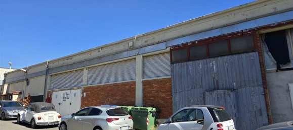 Склад 853м² в Кальяри, Италия № 224522 4