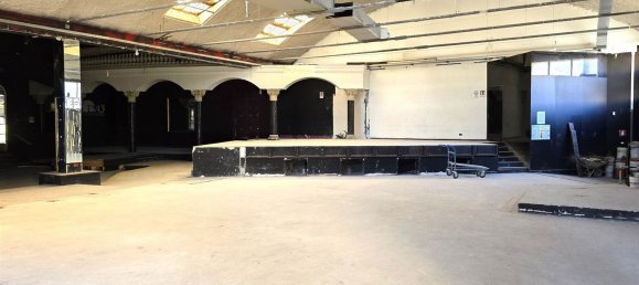 Склад 853м² в Кальяри, Италия № 224522 6