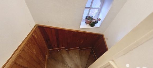 4 bedrooms House in Saint-Julien-du-Sault, France No. 315023 5