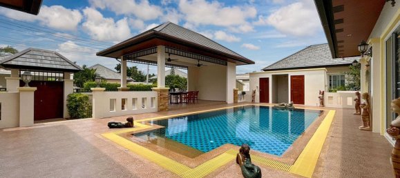 3 bedrooms Cafe / restaurant in Hua Hin, Thailand No. 8213 4