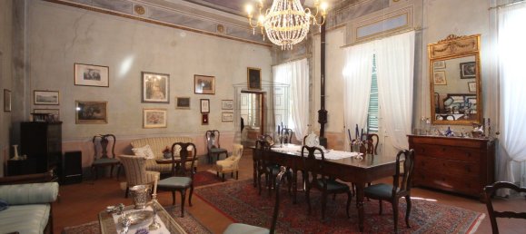 Villa de 20 habitaciónes en Capannori, Italy No. 181942 12