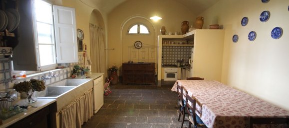 Villa de 20 habitaciónes en Capannori, Italy No. 181942 7