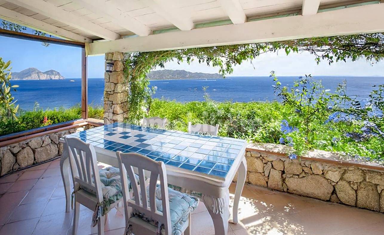 2 bedrooms Villa in San Teodoro, Italy No. 308819