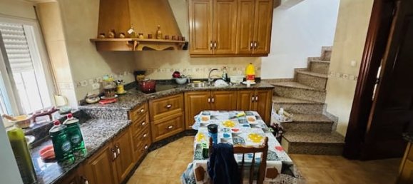 4 Schlafzimmer Haus in Riogordo, Spain, Nr. 164720 2