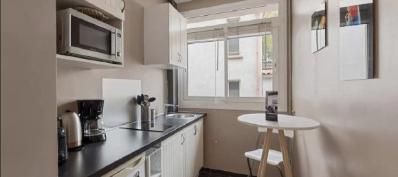 Studio in Toulon, France No. 349866 4