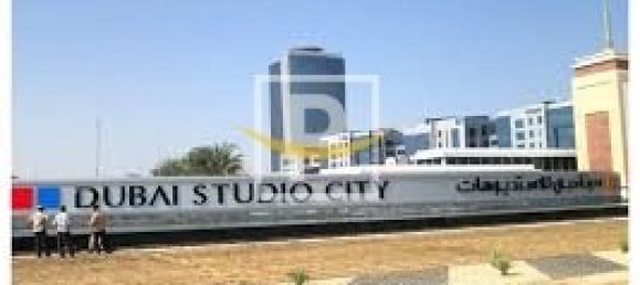 Terreno en Dubai Studio City, UAE 16463.9 m² No. 6368 6