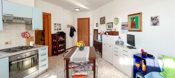 2-Zimmer Wohnung in Chiaravalle, Italy, Nr. 237432 4