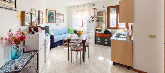 2-Zimmer Wohnung in Chiaravalle, Italy, Nr. 237432 2