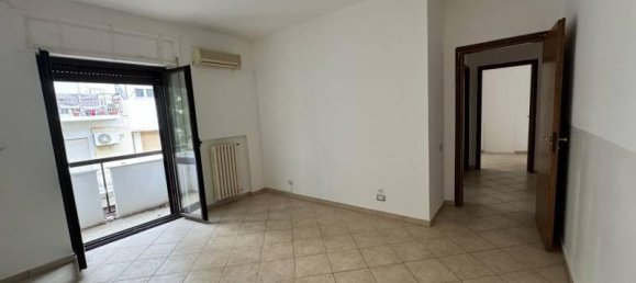 4غرفة شقة في Lamezia Terme, Italy رقم 39417 3