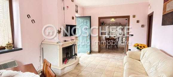 5 bedrooms Villa in Colliano, Italy No. 377861 5