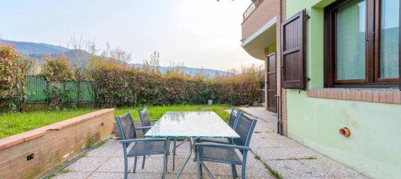 3 rooms Apartment in Calestano, Italy No. 37028 3