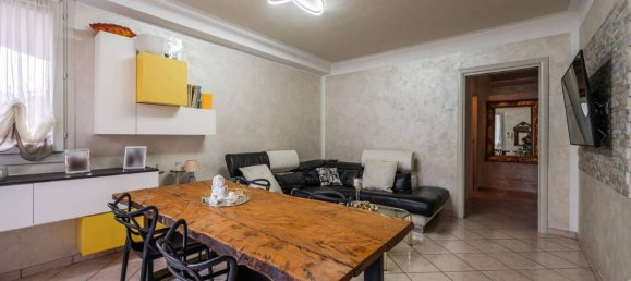 3 rooms Apartment in Calestano, Italy No. 37028 8