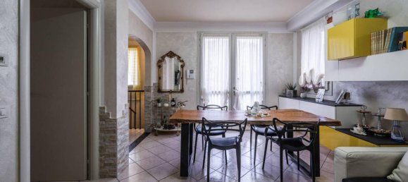 3 rooms Apartment in Calestano, Italy No. 37028 10