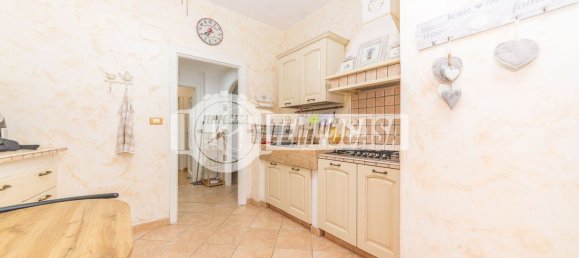4 bedrooms Apartment in Rome, Italy No. 321186 14