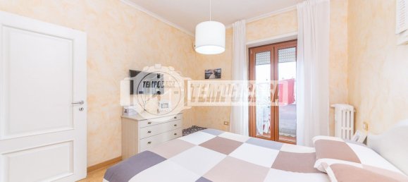 4 bedrooms Apartment in Rome, Italy No. 321186 7