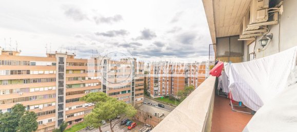 4 bedrooms Apartment in Rome, Italy No. 321186 11