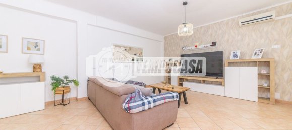 4 bedrooms Apartment in Rome, Italy No. 321186 17